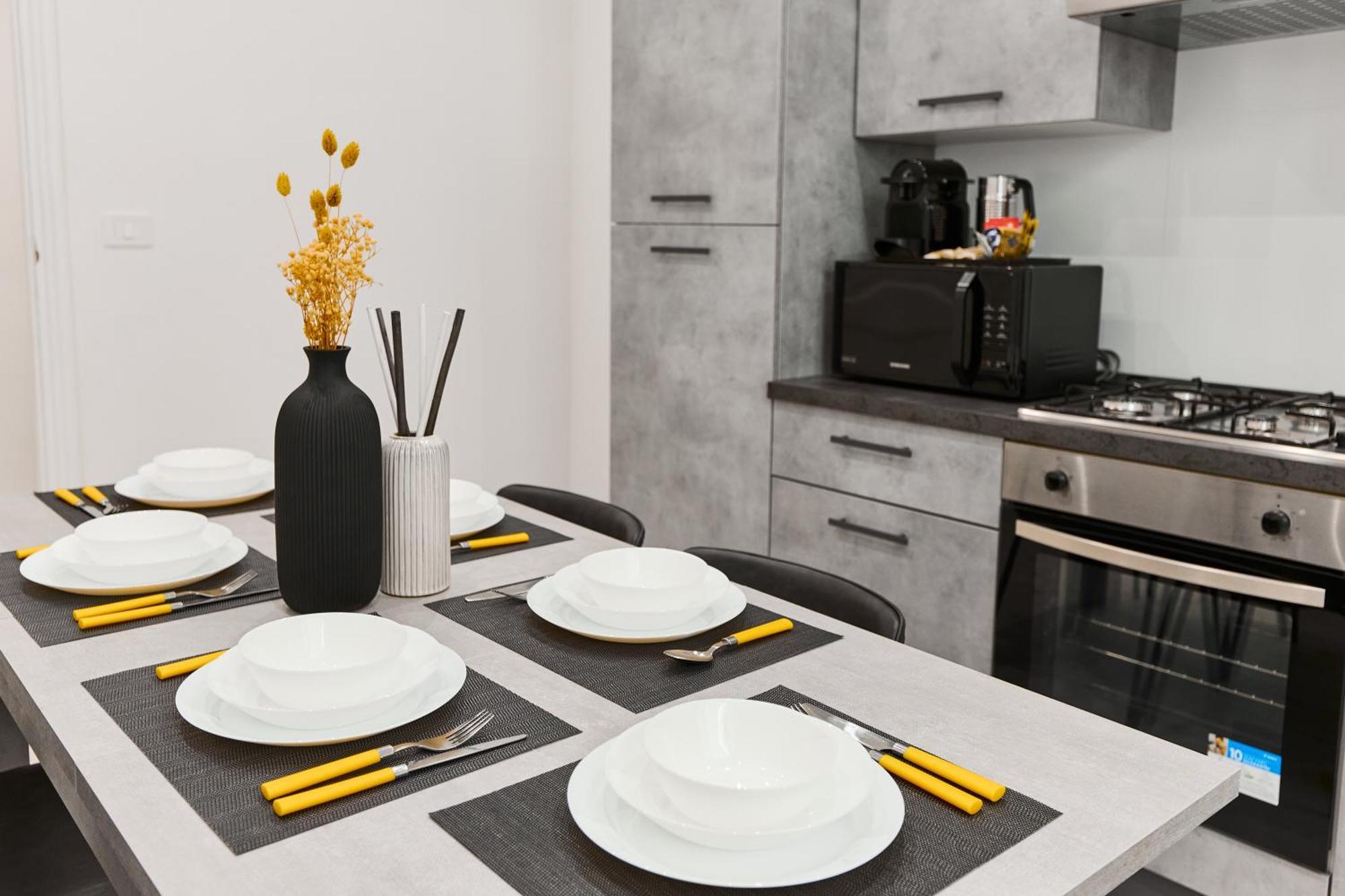 Labi Home Colossevm Rome Bagian luar foto