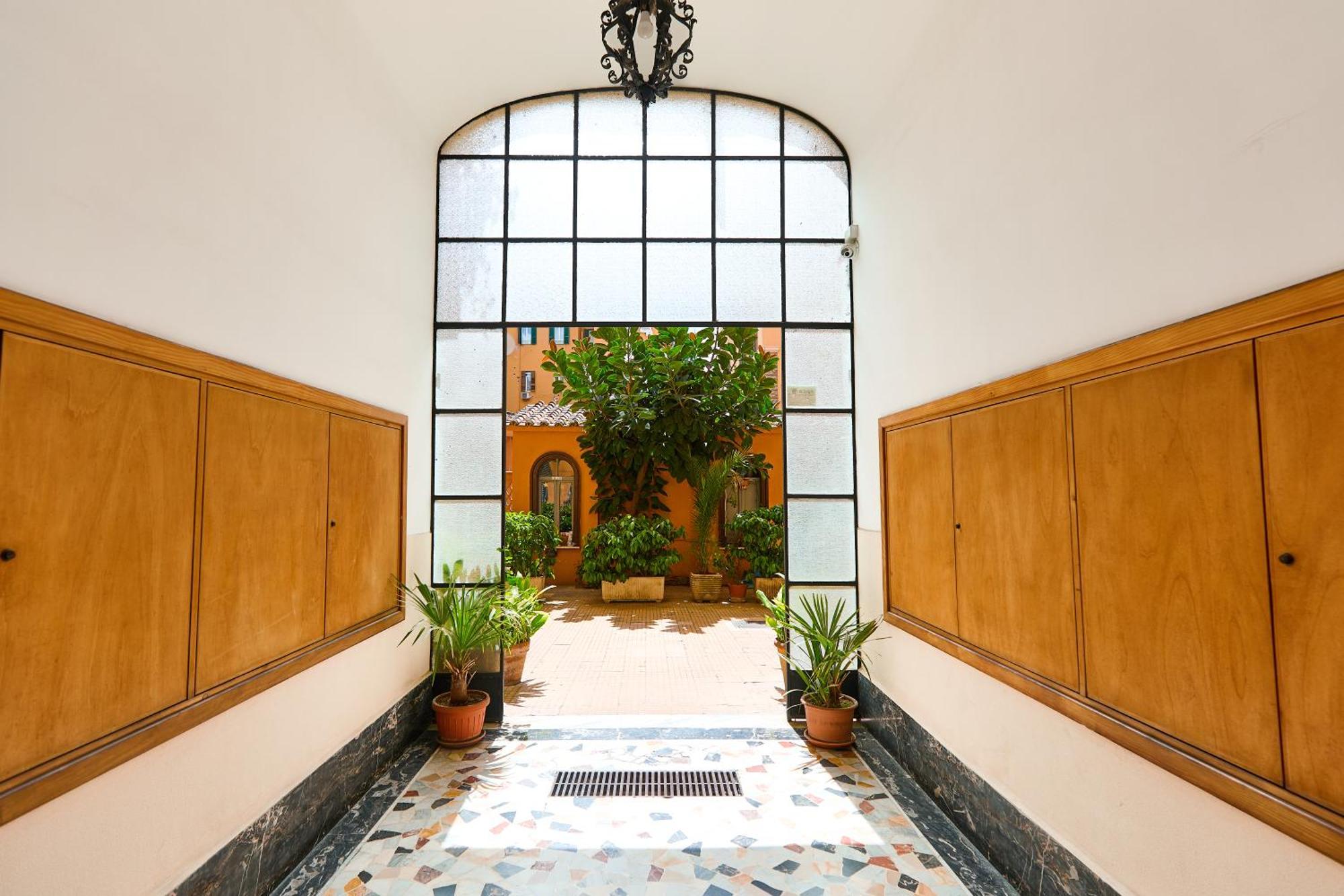 Labi Home Colossevm Rome Bagian luar foto